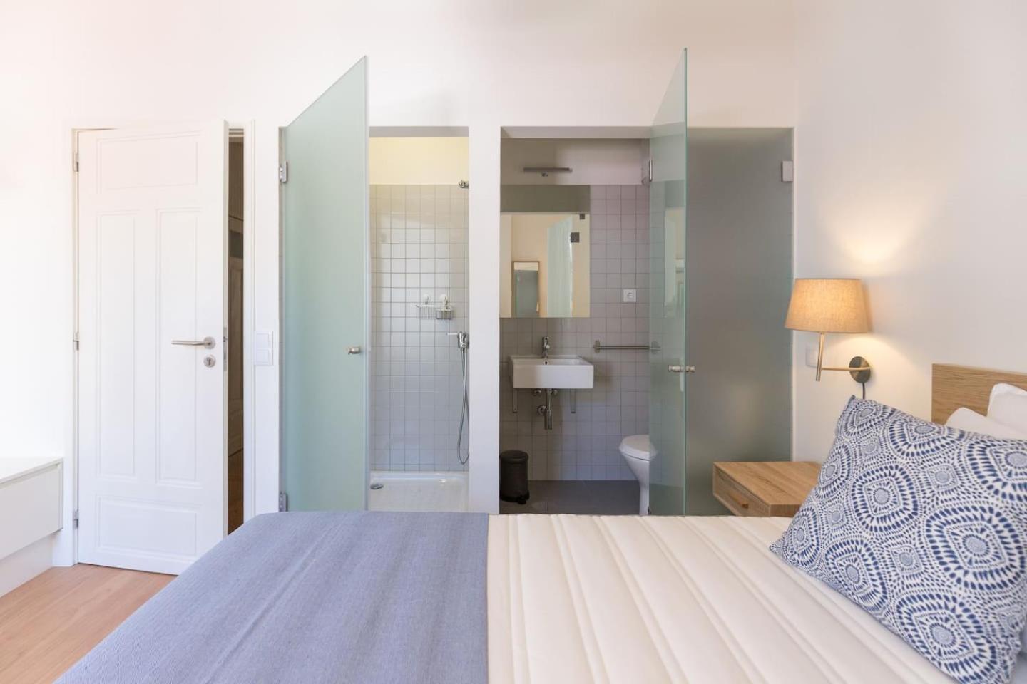 Guestready - Costa Cabral Guesthouse Porto Eksteriør billede
