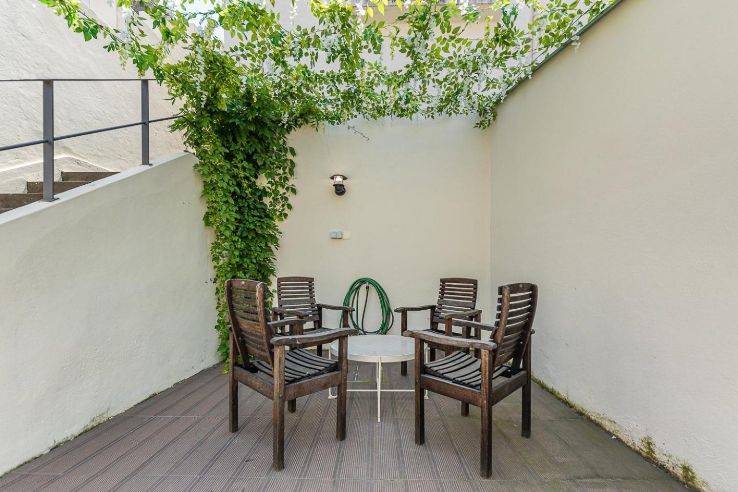 Guestready - Costa Cabral Guesthouse Porto Eksteriør billede