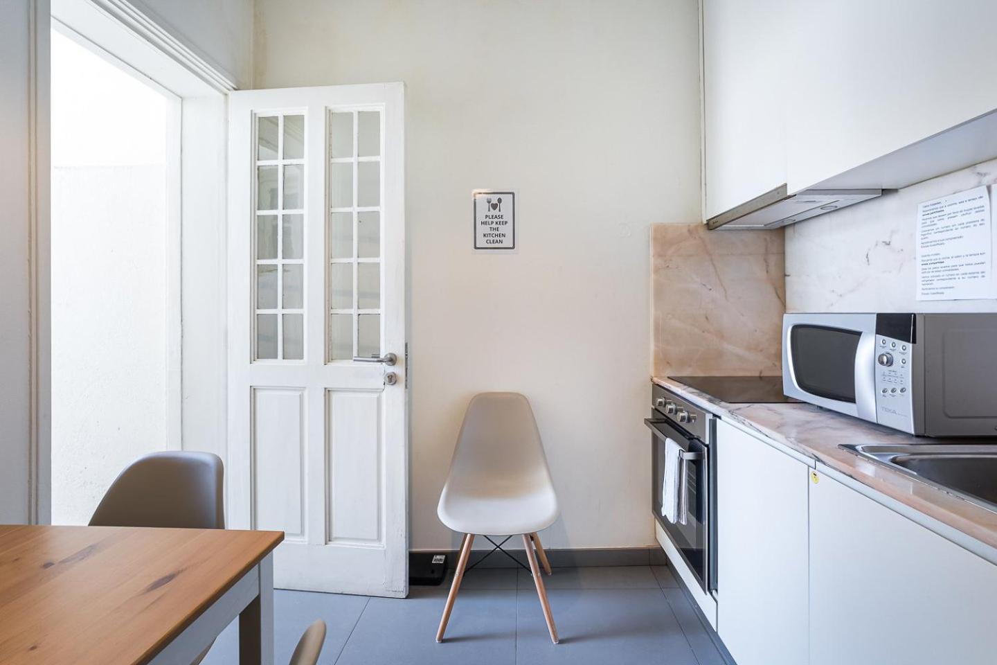 Guestready - Costa Cabral Guesthouse Porto Eksteriør billede