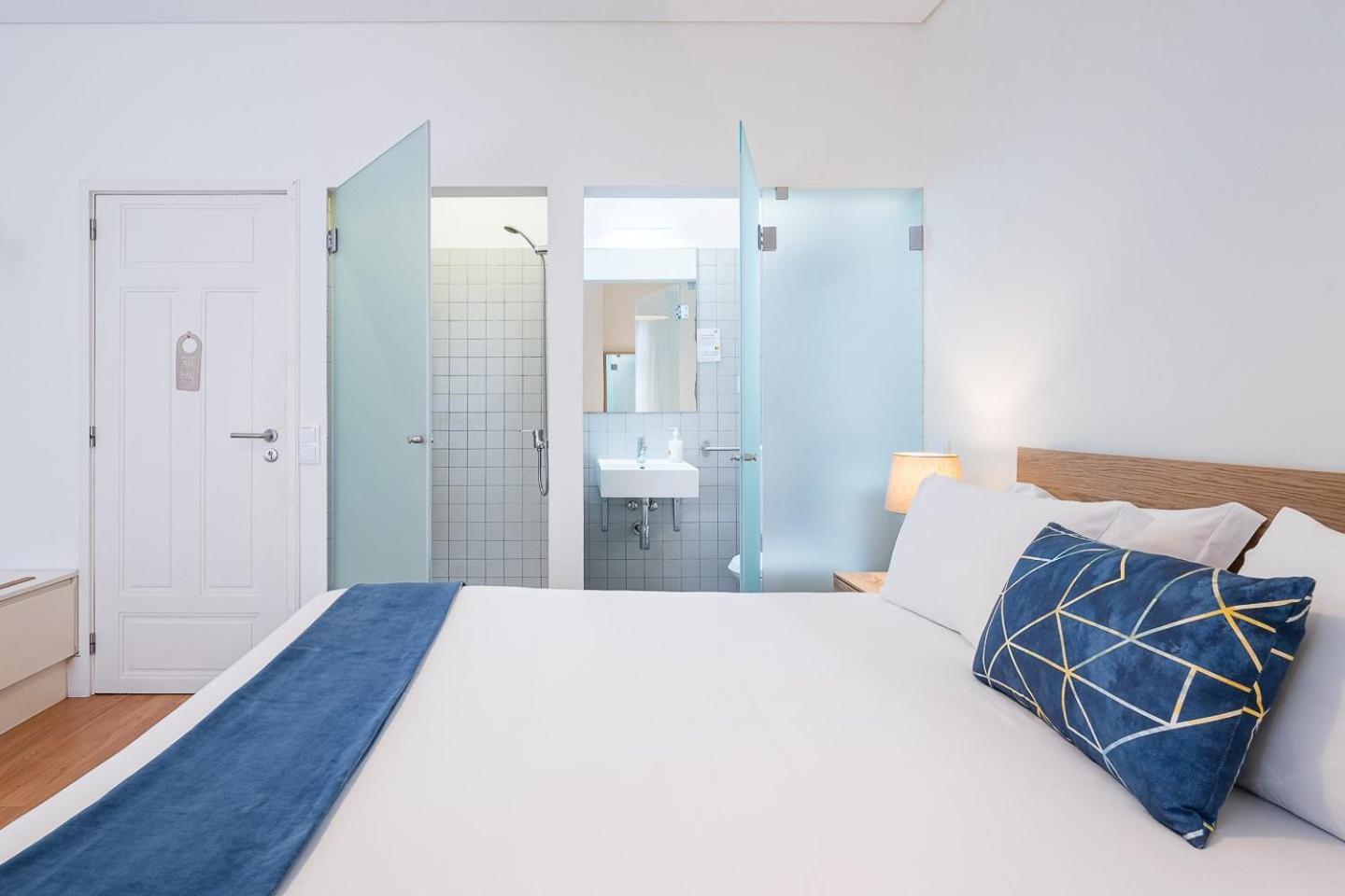 Guestready - Costa Cabral Guesthouse Porto Eksteriør billede